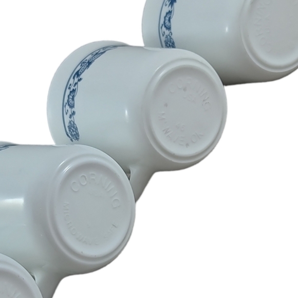 Corningware USA Old Town Blue Coffee Mugs Cups Set of 4 Corelle Dining - Picture 12 of 13